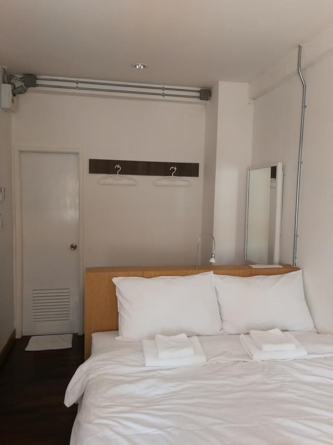 F Plus F Hostel Chiang Mai Exterior photo